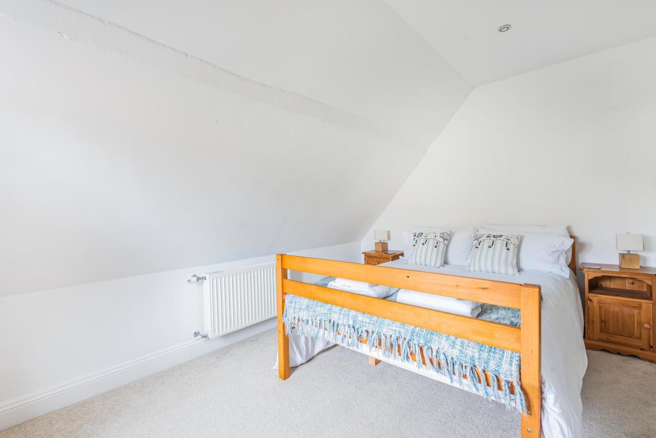 Church Farm Cottage Cheltenham Exterior foto